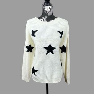 Derek Heart - Large Star Pullover Sweater - Open Back - Women’s Large